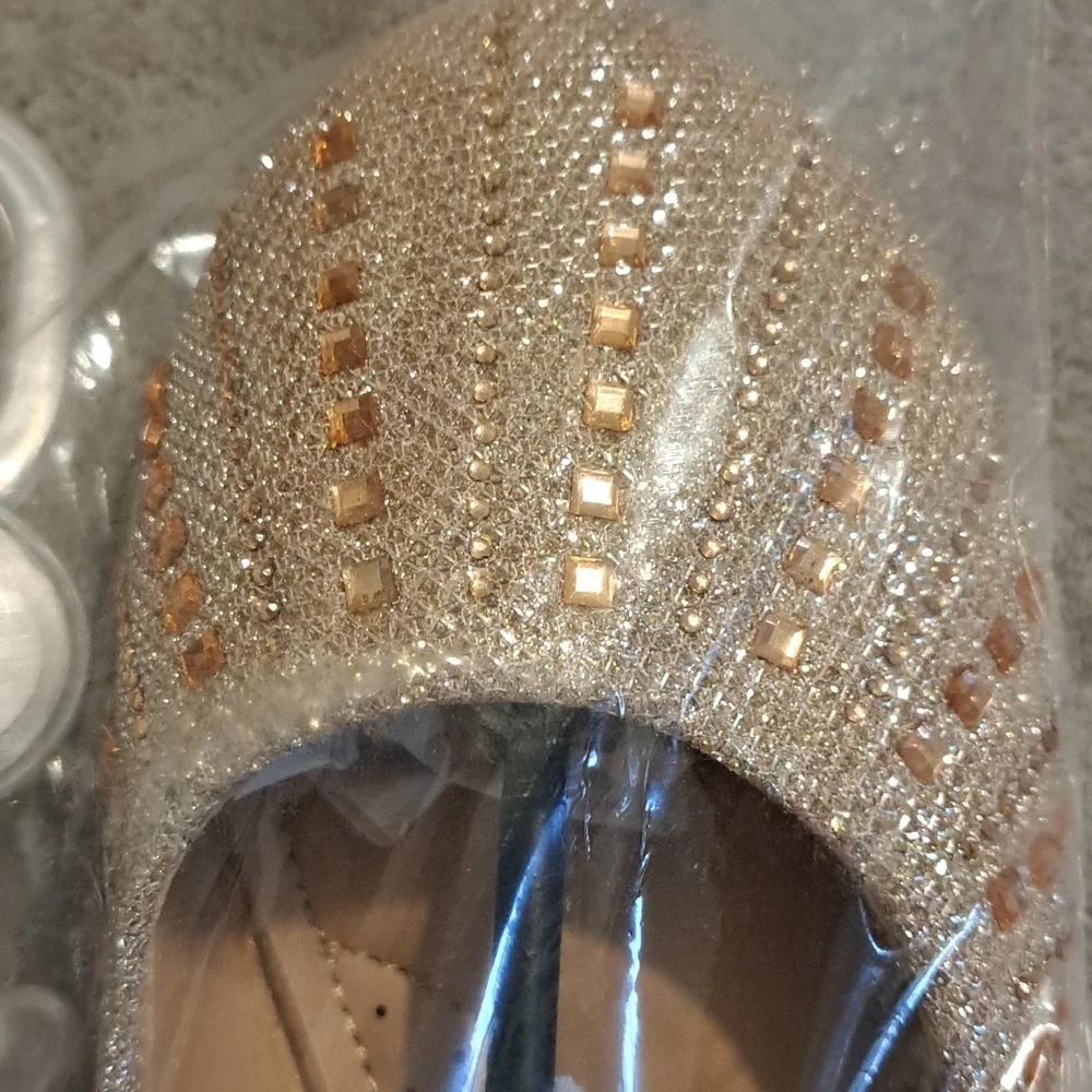 Badgley Mischka Rose Gold Bead-Accent Ankle-Strap Flat  Toddler 7, Big Girl 4